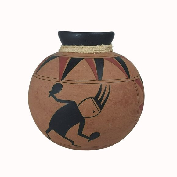 Jose Lucano Other - Vintage Southwestern Black Red Clay Terracotta Pottery Vase Signed By Jose Lucan